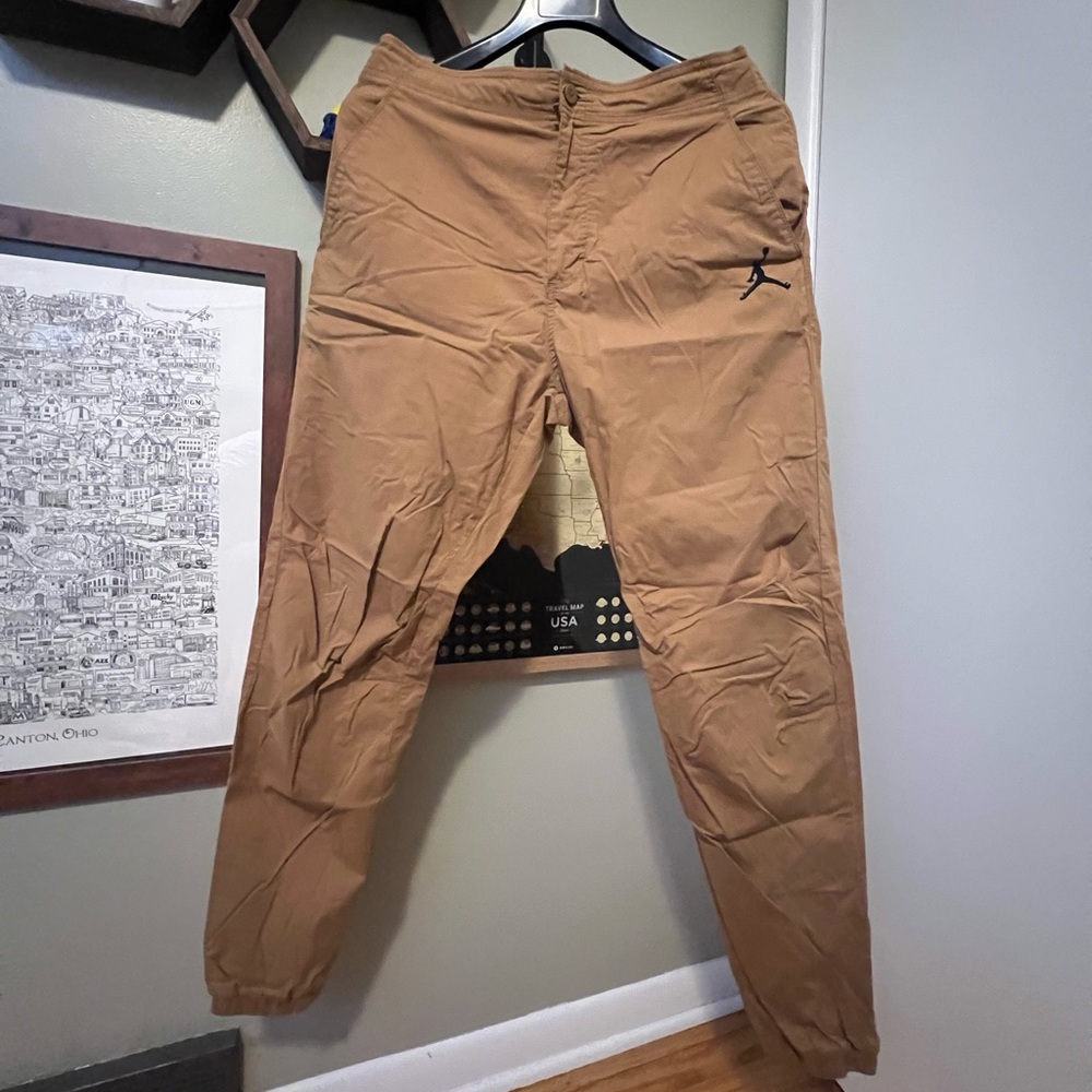 Air Jordan Khaki Joggers - Nike European Operations 🇮🇹 not sold in US